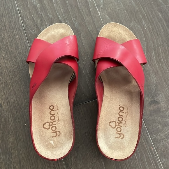 Yokono red leather upper sandals size 8 - Picture 4 of 7